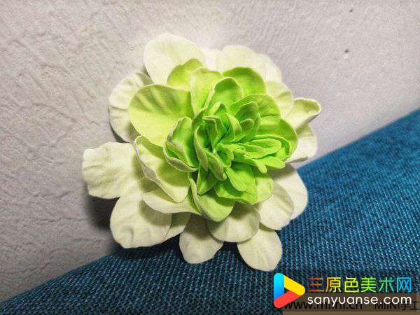 做朵粘土花 第6步