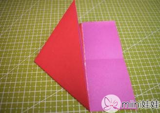 正方形纸飞机的折纸步骤_正方形纸飞机折纸教程
