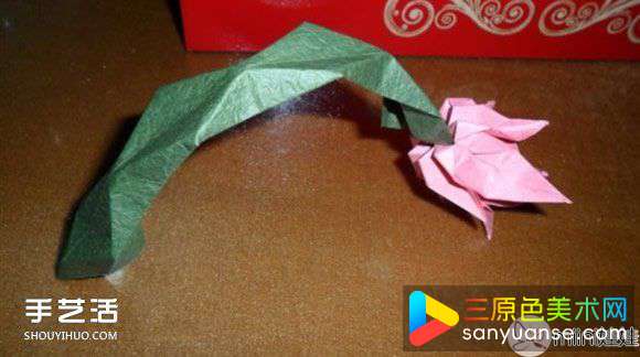 蟹爪兰的折纸方法图解 折纸圣诞仙人掌教程