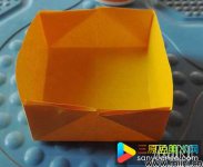 幼儿折纸，快速用纸折正方形纸盒教程