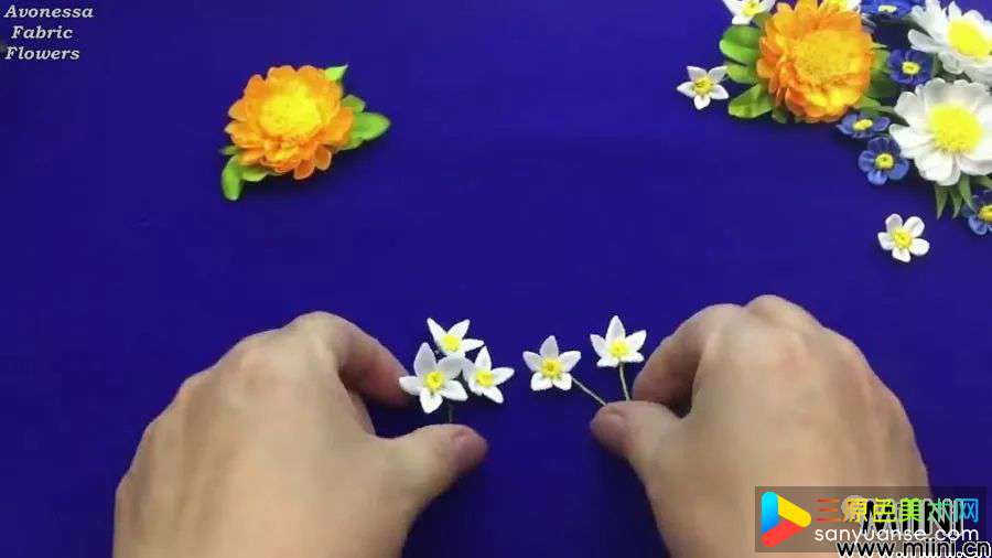 丝带夏季花夹的详细制作步骤图