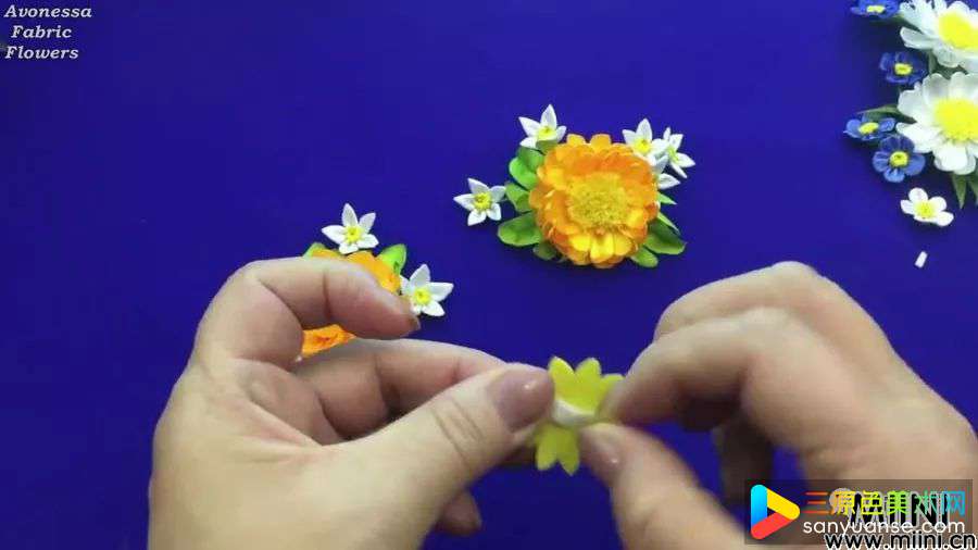 丝带夏季花夹的详细制作步骤图